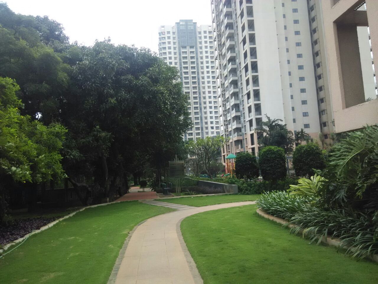 Tata Aquila Heights 